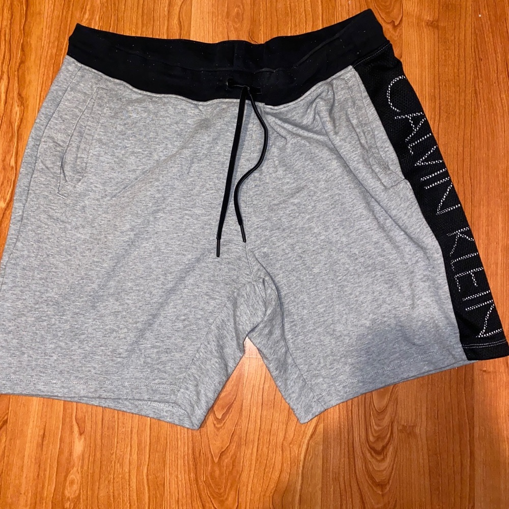 Men's Calvin Klein Spellout Fleece Short Shorts XL
